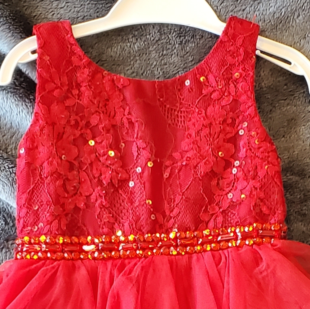 Dress - Picture 4 of 4